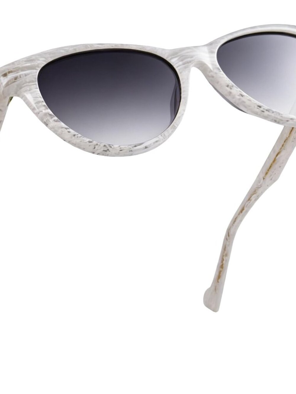 Eye-Catching Cat Eye Sunglasses - Polarized with UV400 Protection for Women